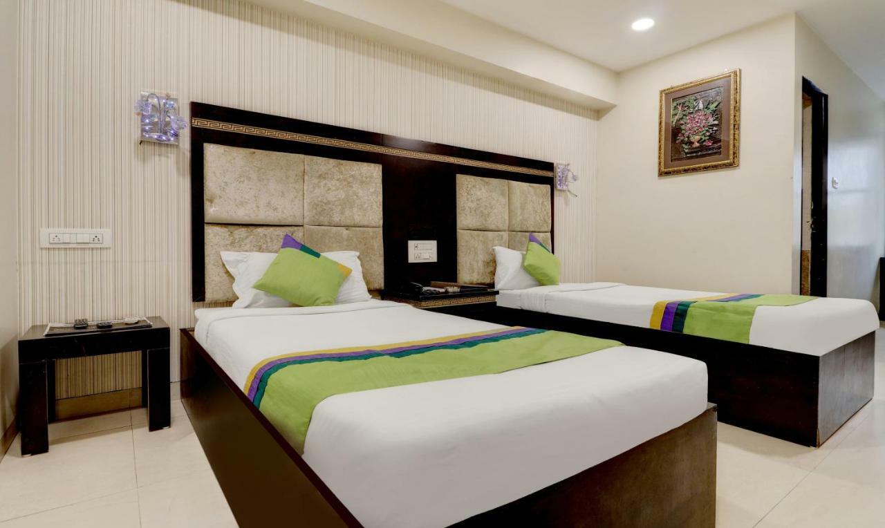 Treebo Trend Orient Grand Hotel Nagpur Buitenkant foto