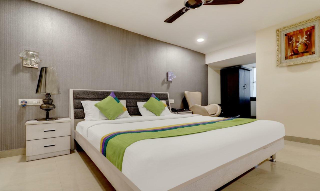Treebo Trend Orient Grand Hotel Nagpur Buitenkant foto