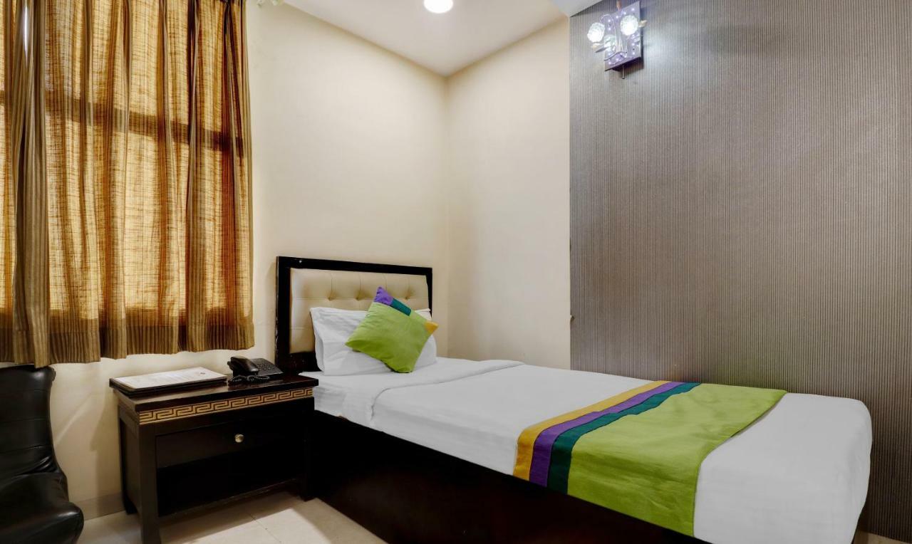 Treebo Trend Orient Grand Hotel Nagpur Buitenkant foto