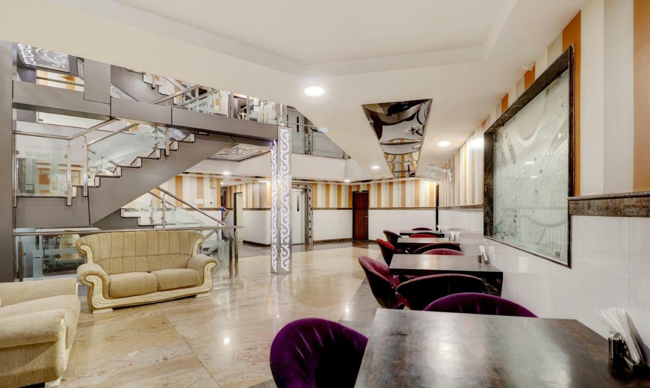 Treebo Trend Orient Grand Hotel Nagpur Buitenkant foto